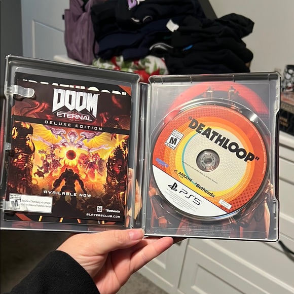 Deathloop for PS5 - - Picture 3 of 4